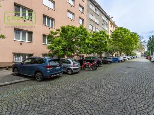 Pronájem bytu 2+kk, Praha - Žižkov, Biskupcova, 37 m2