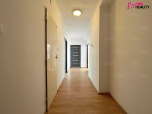 Pronájem bytu 2+1, Liberk - Uhřínov, 61 m2
