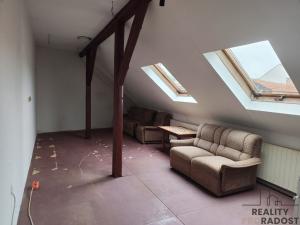 Prodej rodinného domu, Pozořice, Jezerská, 170 m2