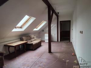 Prodej rodinného domu, Pozořice, Jezerská, 170 m2