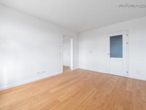 Pronájem bytu 2+kk, Praha - Vinohrady, Korunní, 44 m2
