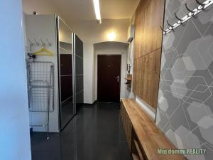 Pronájem bytu 2+1, Praha - Nové Město, Spálená, 73 m2
