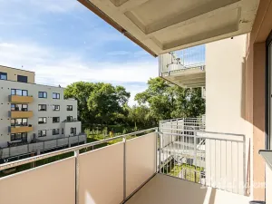Pronájem bytu 1+kk, Praha - Kbely, Sedlářova, 34 m2
