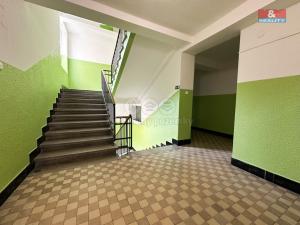 Prodej bytu 2+1, Karlovy Vary, K. Čapka, 56 m2