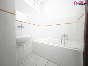 Pronájem bytu 2+1, Liberk - Uhřínov, 55 m2