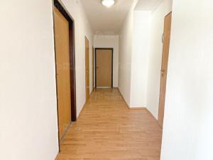 Pronájem bytu 2+1, Liberk - Uhřínov, 55 m2