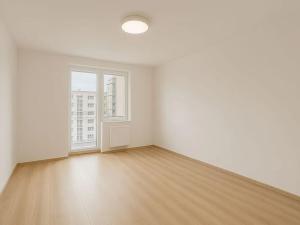 Prodej bytu 2+1, Praha - Kamýk, Zvolská, 64 m2