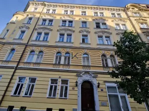 Pronájem kanceláře, Praha, Čermákova, 170 m2