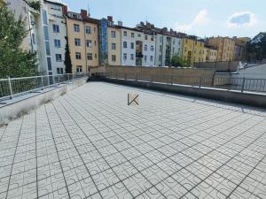 Pronájem kanceláře, Praha, Táborská, 375 m2