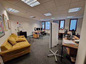 Pronájem kanceláře, Praha, Táborská, 375 m2