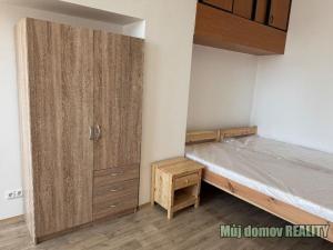 Pronájem bytu 3+kk, Praha - Dolní Měcholupy, Ke Slatinám, 100 m2