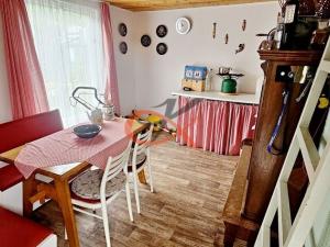 Prodej pozemku, Rožnov pod Radhoštěm, 200 m2