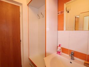 Pronájem bytu 1+1, Brno - Lesná, Halasovo náměstí, 33 m2