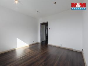 Prodej bytu 3+1, Sokolov, Spartakiádní, 70 m2