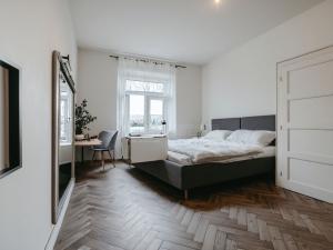 Prodej bytu 2+1, Praha, Na Rokytce, 79 m2