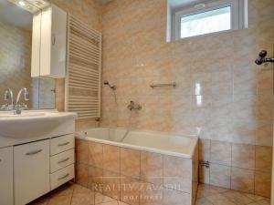 Prodej rodinného domu, Libštát, 188 m2