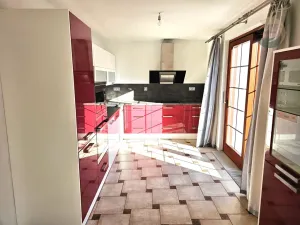 Prodej atypického bytu, Srní, 96 m2
