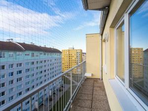 Prodej bytu 2+kk, Praha - Letňany, Kuželova, 37 m2