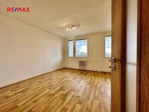 Pronájem bytu 1+kk, Kladno, Benešovská, 39 m2