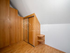 Prodej bytu 3+1, Praha - Bubeneč, Na výšinách, 77 m2