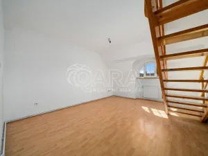 Prodej bytu 3+1, Praha - Bubeneč, Na výšinách, 77 m2