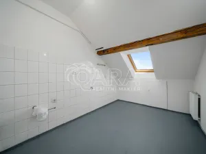 Prodej bytu 3+1, Praha - Bubeneč, Na výšinách, 77 m2