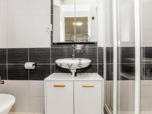 Prodej bytu 1+kk, Lišov, Žižkova, 26 m2