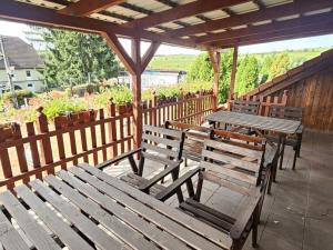 Prodej rodinného domu, Verneřice - Loučky, 400 m2