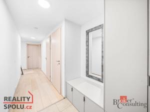 Prodej bytu 4+kk, Praha - Modřany, Vrátnická, 104 m2
