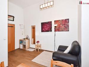 Pronájem bytu 1+1, Praha - Žižkov, Husitská, 42 m2