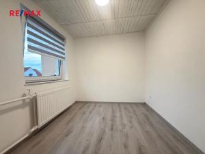 Pronájem bytu 3+1, Plzeň, K Hrádku, 80 m2