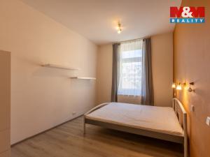 Prodej bytu 2+kk, Praha - Holešovice, V háji, 39 m2