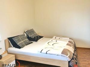 Pronájem bytu 2+1, 59 m2
