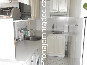 Pronájem bytu 2+kk, Hradec Králové, Veverkova, 37 m2