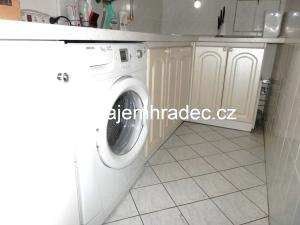 Pronájem bytu 2+kk, Hradec Králové, Veverkova, 37 m2