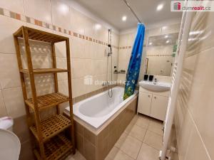 Pronájem bytu 2+1, Mariánské Lázně, Husova, 81 m2
