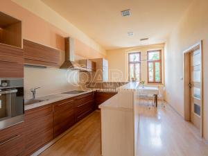 Prodej bytu 4+1, Plzeň - Severní Předměstí, Křížkova, 100 m2