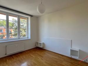 Pronájem bytu 3+1, Praha - Veleslavín, Křenova, 88 m2