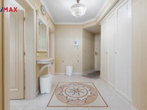 Prodej bytu 3+kk, Karlovy Vary, Pod Jelením skokem, 105 m2