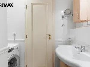 Prodej bytu 3+kk, Karlovy Vary, Pod Jelením skokem, 105 m2