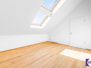 Prodej bytu 2+kk, Praha, Střížkovská, 68 m2