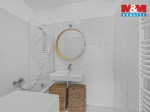 Pronájem bytu 2+kk, Praha - Dolní Chabry, U jízdárny, 51 m2
