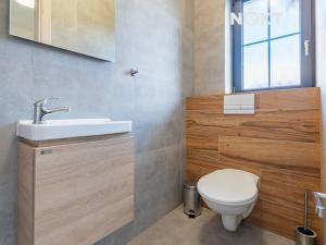 Prodej apartmánu, Horní Stropnice, 208 m2