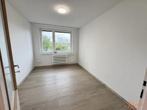 Pronájem bytu 3+1, Praha - Michle, Pod dálnicí, 76 m2