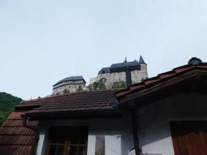 Prodej obchodního prostoru, Karlštejn, 125 m2