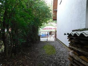 Prodej obchodního prostoru, Karlštejn, 125 m2