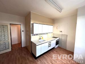 Prodej bytu 1+1, Plzeň - Východní Předměstí, náměstí Generála Píky, 48 m2