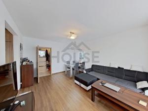 Prodej bytu 2+kk, Vestec, Okružní, 42 m2
