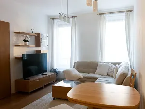 Prodej bytu 2+kk, Praha - Kyje, Lipnická, 44 m2