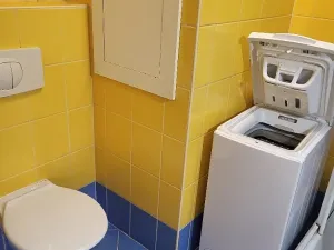 Pronájem bytu 1+1, Praha - Háje, Brechtova, 30 m2